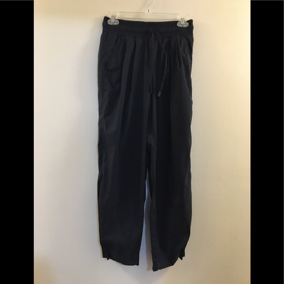 12.Athleta Black Revive Pant - Picture 14 of 16